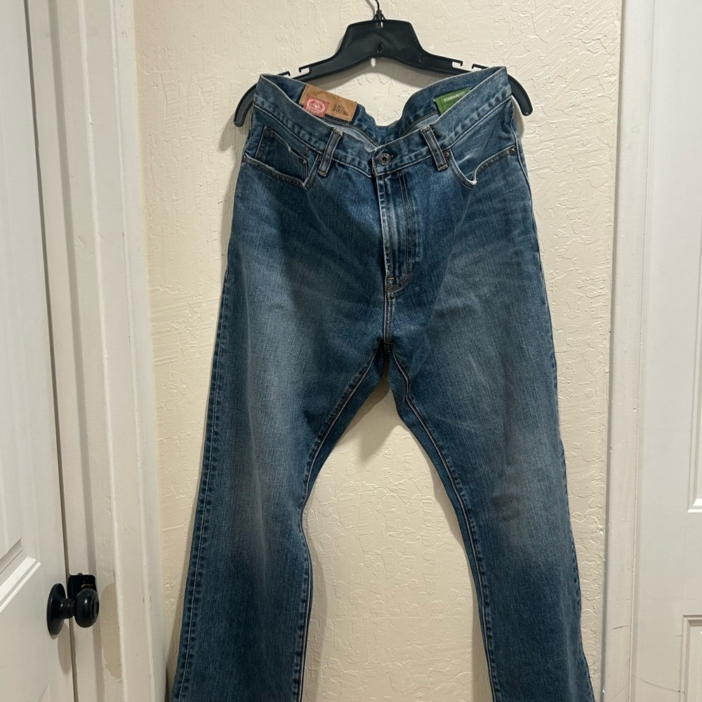 GAP Men's Relaxed Medium Blue Denim Jeans